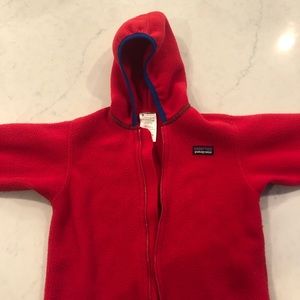 Patagonia red fleece
